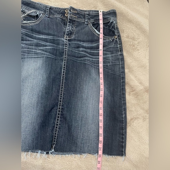 Hydraulic Denim Skirt!! - Picture 6 of 6